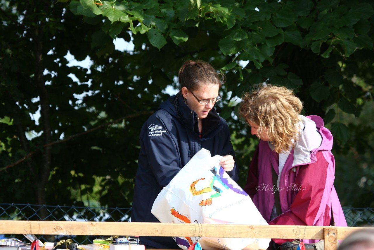 Bild 242 - Vogelschießen 2011